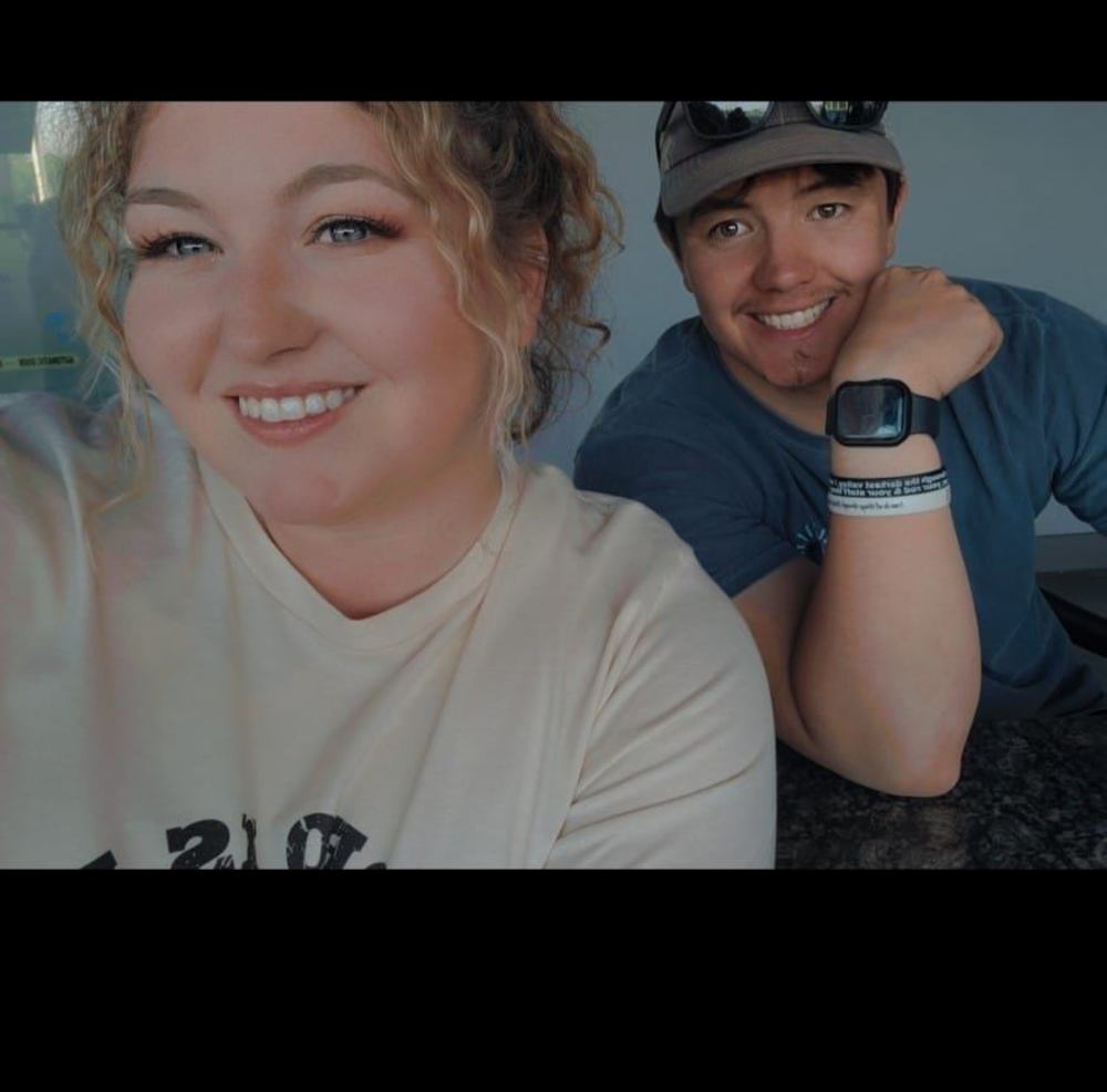 Meet your Posher, Kayla